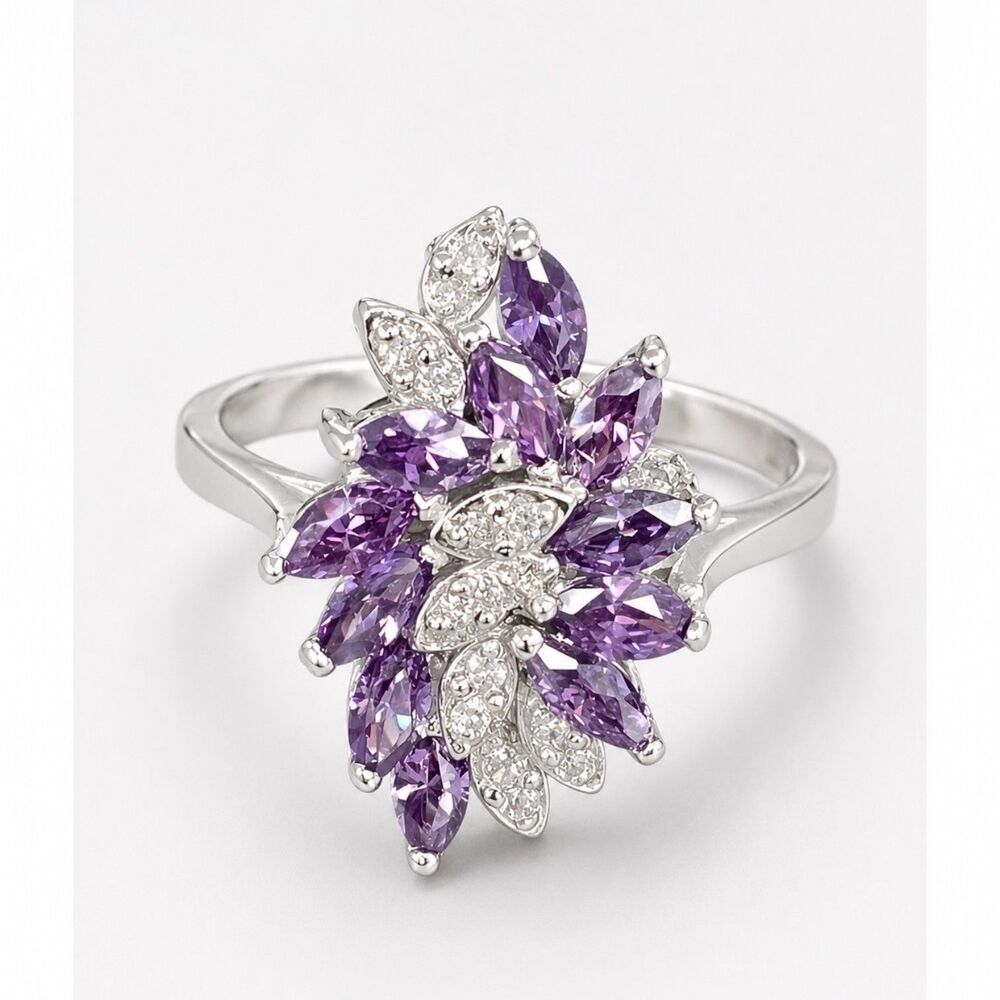 Vintage 1980s Ring Size 10 Sterling Silver Purple CZ Cluster Cocktail - 14Z